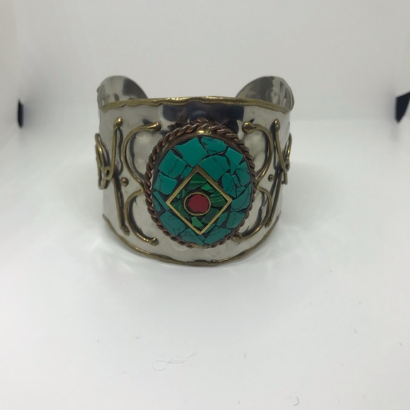 Cuff bracelet - Picture 2 of 2